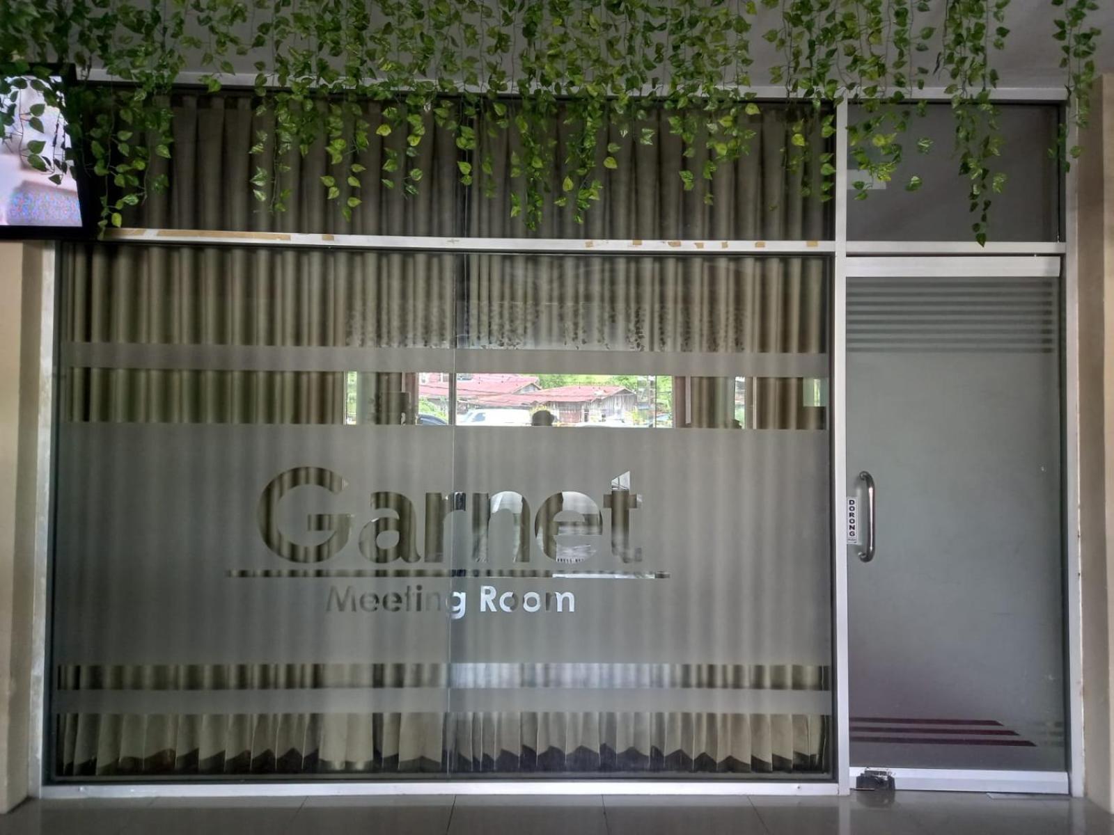 Hotel Hemra Balikpapan (Borneo)